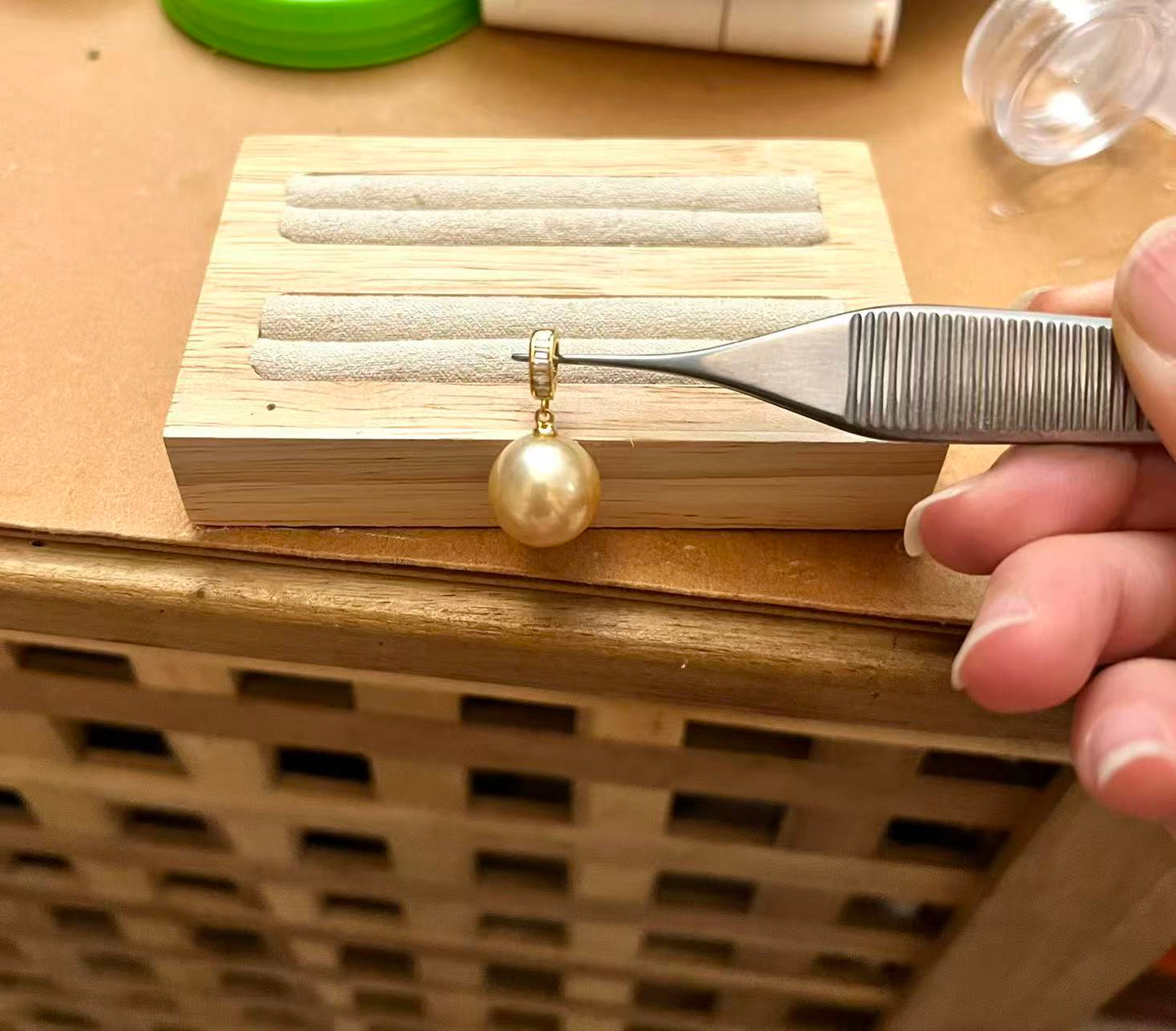 12.6mm 南洋金珠吊墜
