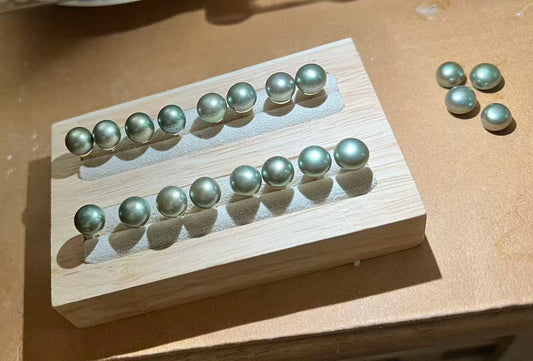 7–8mm Freshwater Peacock Green Pearl Earrings