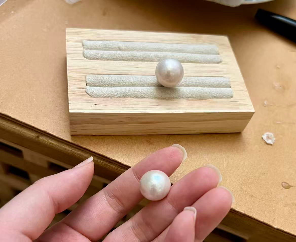 12–13 mm 愛迪生粉光白珍珠耳環