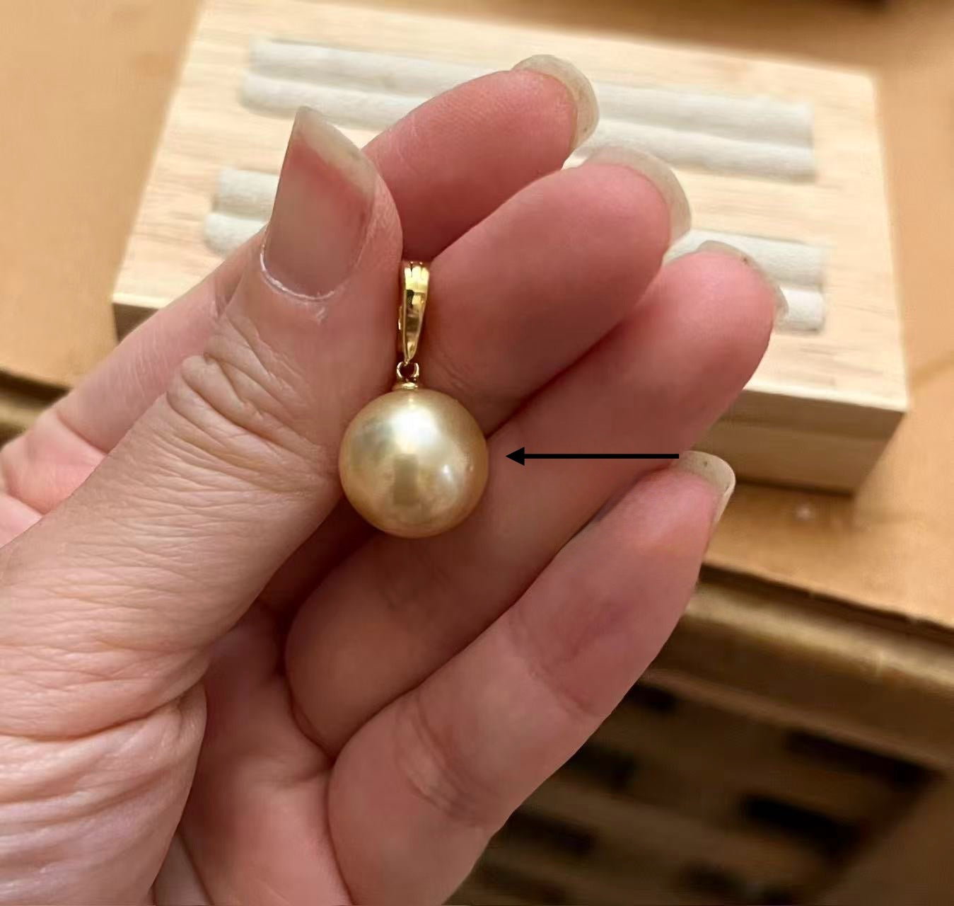 12.6mm 南洋金珠吊墜