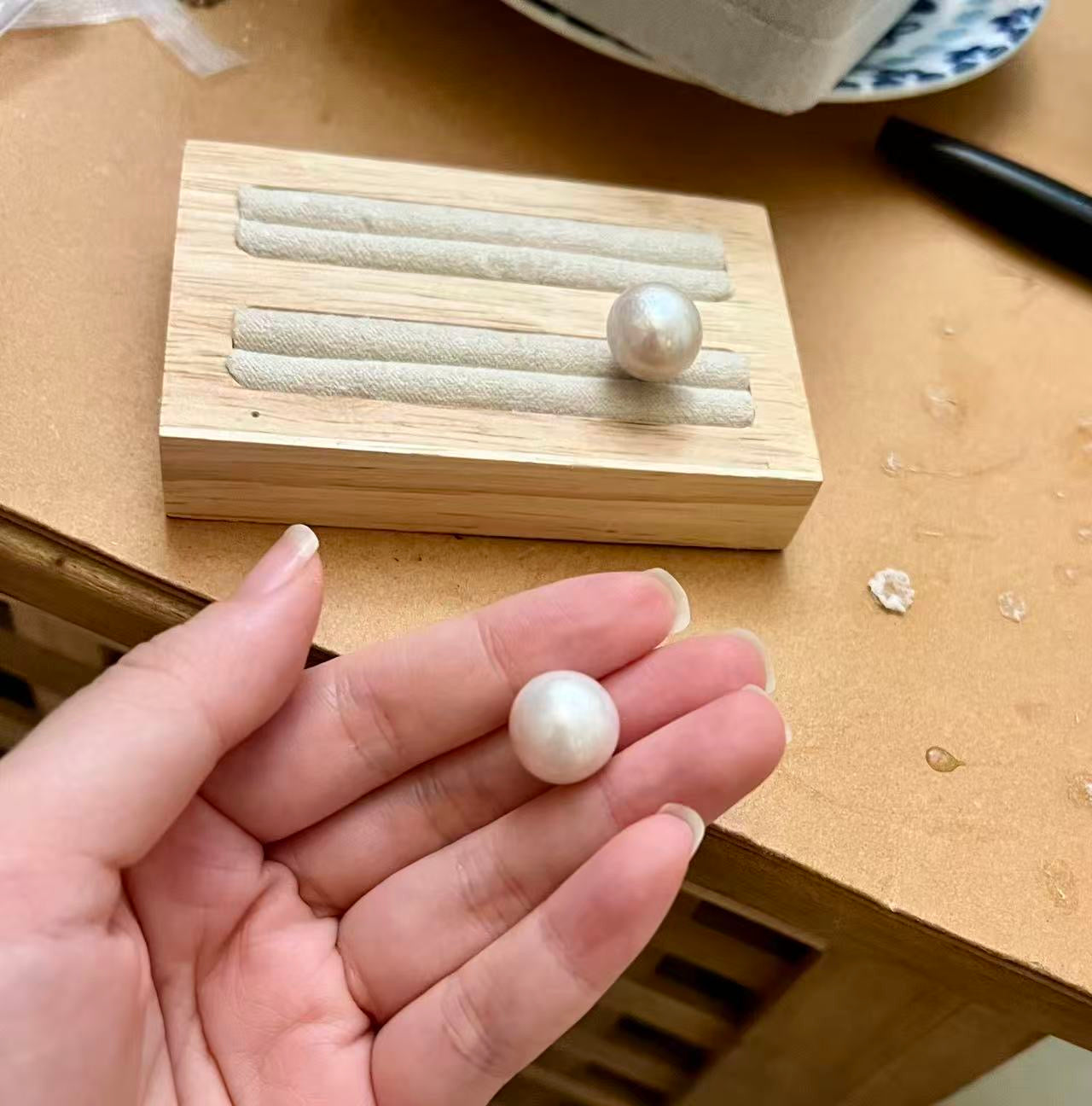 12–13 mm 愛迪生粉光白珍珠耳環