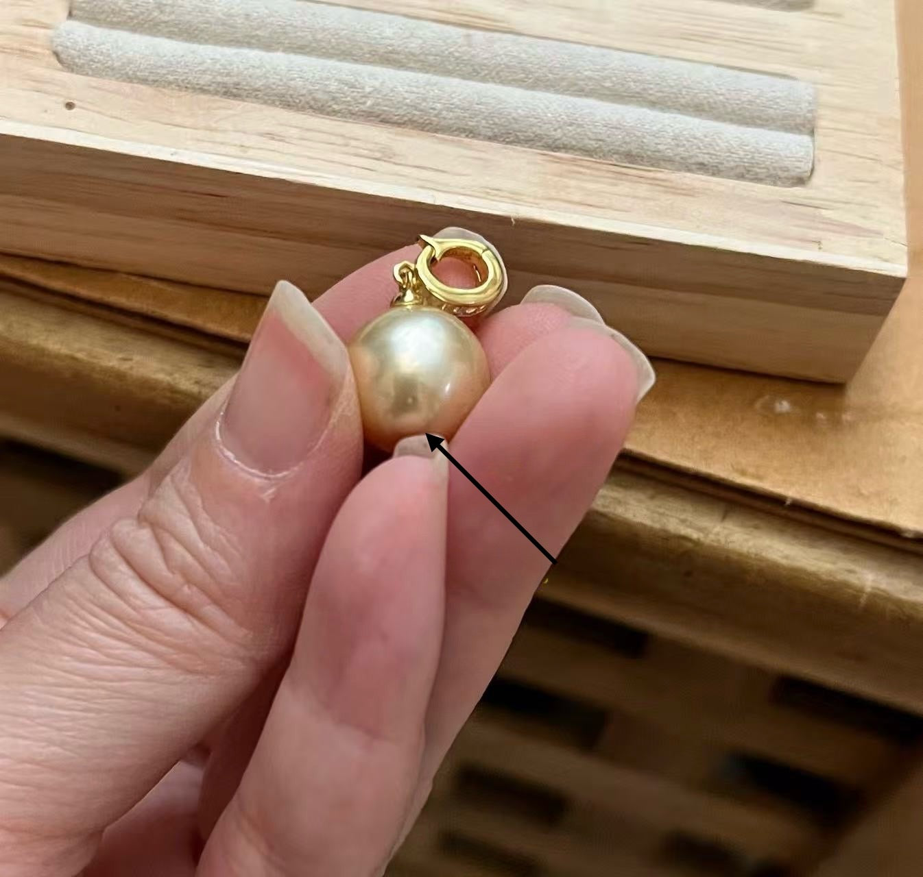 12.6mm 南洋金珠吊墜