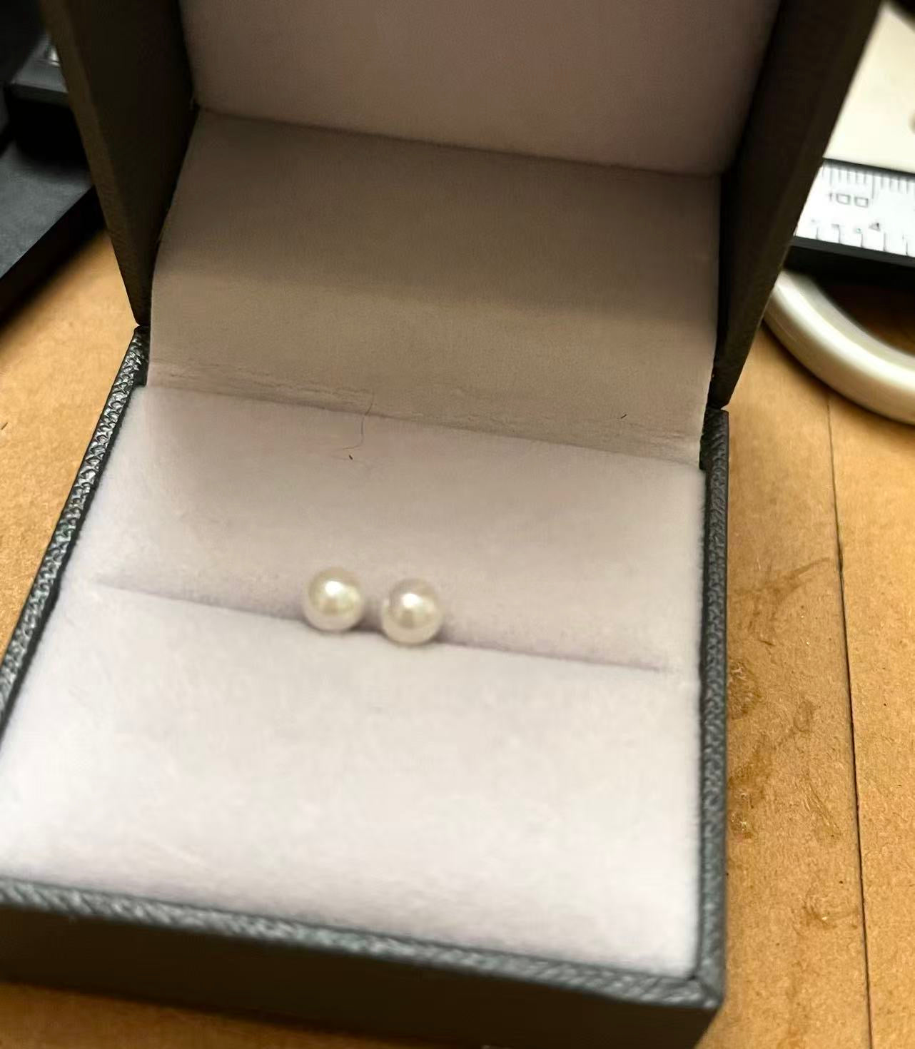 5–5.5 mm 天然海水白珍珠耳環
