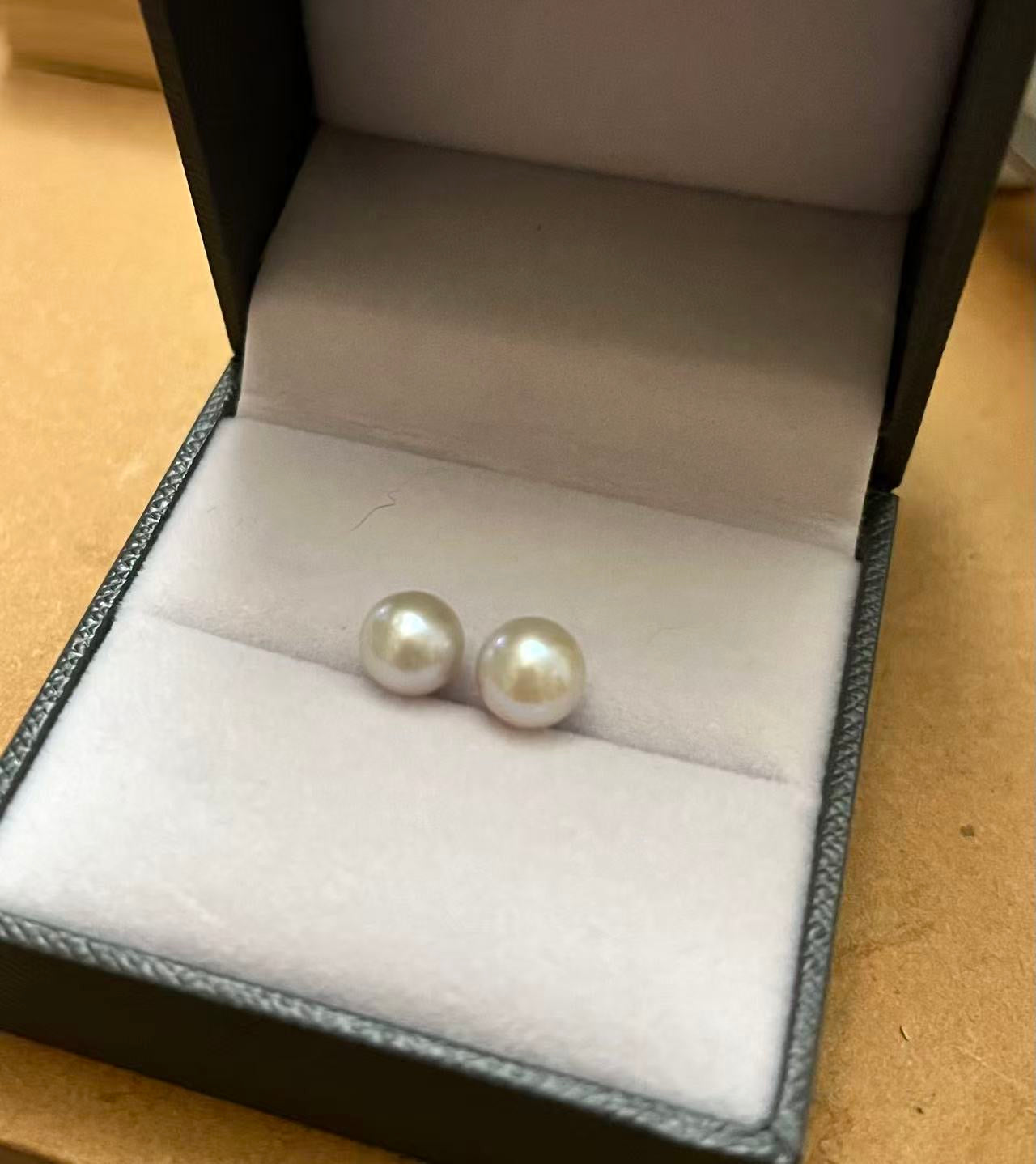 7.5 mm 真多麻 Akoya 珍珠耳環