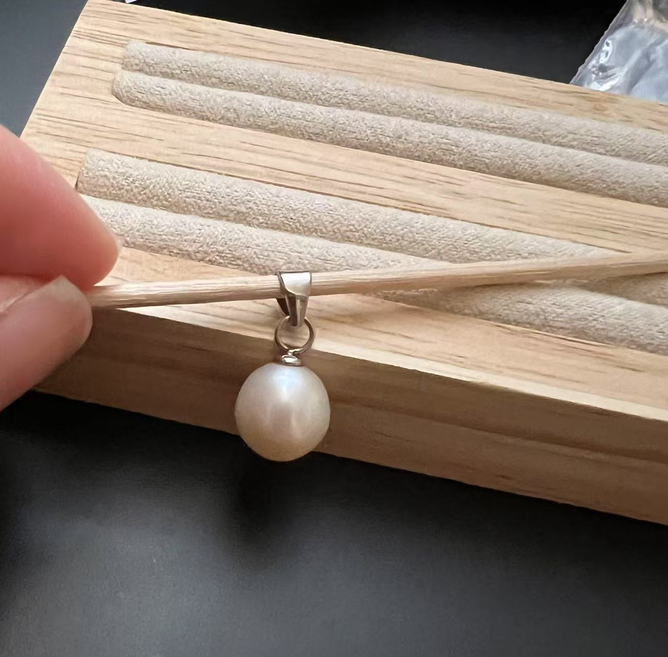 Japanese Akoya Seawater Oval Pearl Pendant